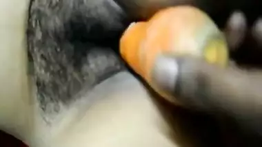 desi bhabhi inserting carrot in pussy