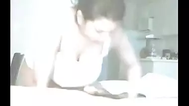 Bored Hyderabad wife mid day oral sex video