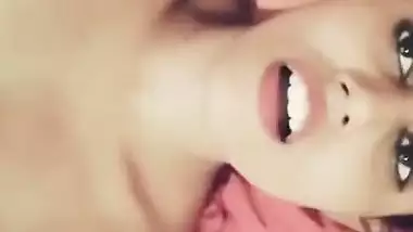 Today Exclusive-super Hot Lankan Girl Record Her Pussy Fingering Selfie Part 1