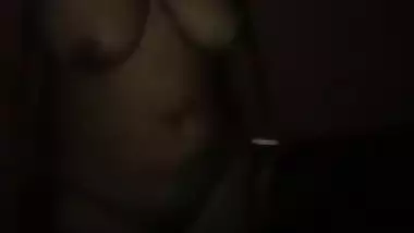 Desi Bhabhi Blowjob and Pussy Linking Part 1