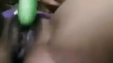 Horny Paki girl needs sex pleasure