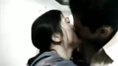 Desi House Wife’s Nude Show For Her Ex