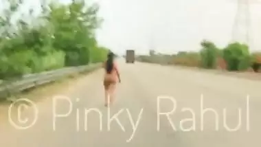 Pinky Naked dare on Indian Highways