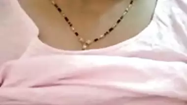 Desi diva flashes XXX titties to online client tipping her for striptease