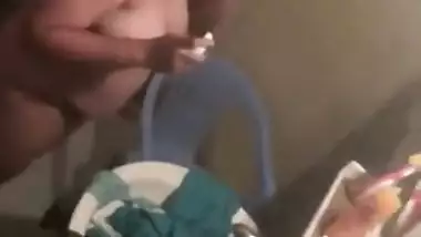 Pakistani aunty spycam footage from bathroom