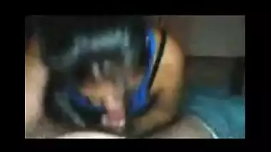 Fsiblog – Punjabi girl giving hot bj to her bf MMS